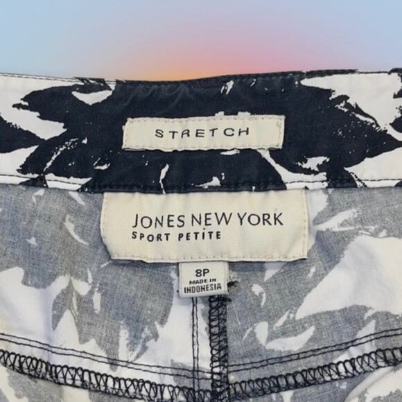 JONES NEW YORK Women’s 8P Black White Capri Pant - Picture 3 of 4